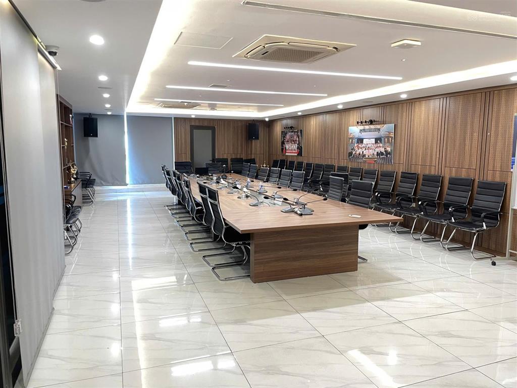 Cho thuê văn phòng 150m2 giá siêu rẻ, chỉ 200 nghìn/m2/th đường võ chí công