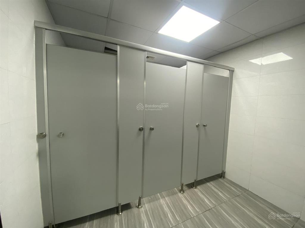 Cho thuê văn phòng 150m2 giá siêu rẻ, chỉ 200 nghìn/m2/th đường võ chí công