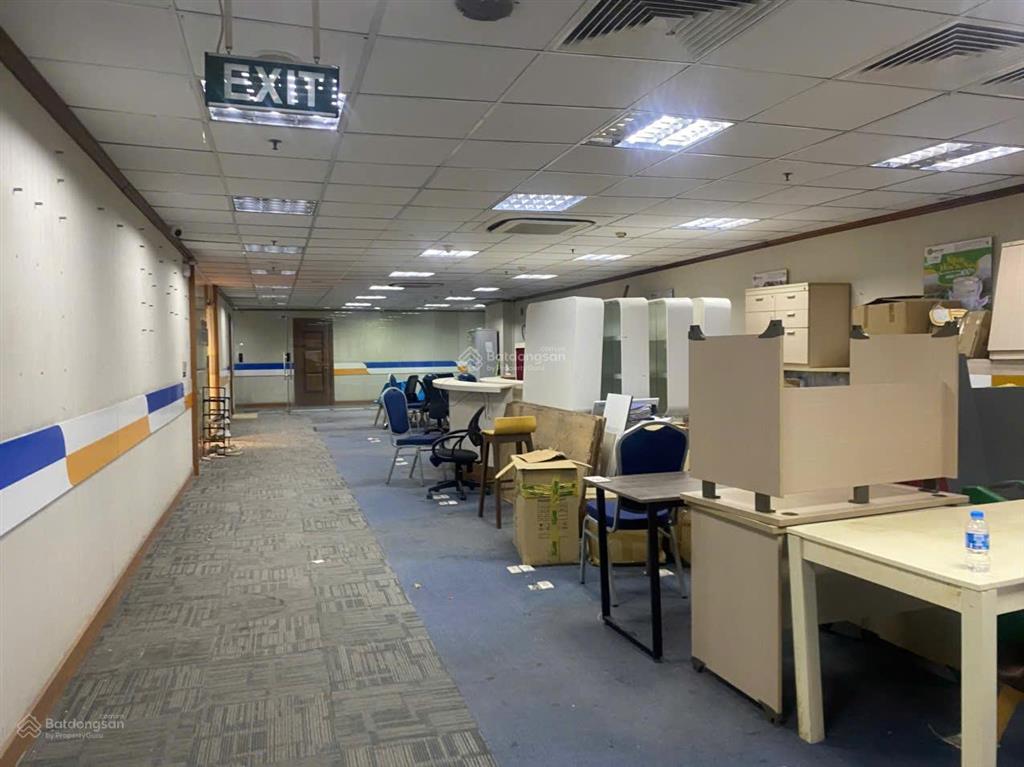 Cho thuê văn phòng diện tích 300m2 đường hoàng đạo thúy  giá tốt chỉ 250k/m2/th
