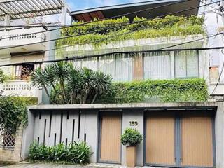 Bán biệt thự 3 tầng trung tâm hải châu. 207m2 ngang 12m. full nội thất xách vali vào ở ngay