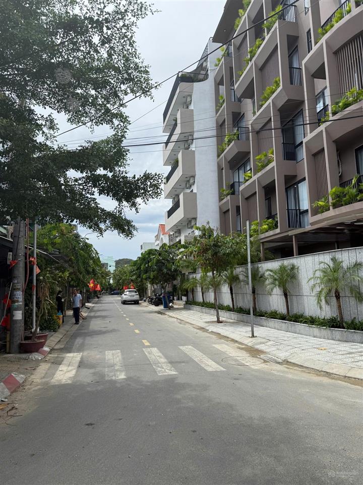 Bán tòa căn hộ 16 phòng sơn thủy 8, 127m2, kẹp cống 3 mặt thoáng, thu net 150tr/tháng
