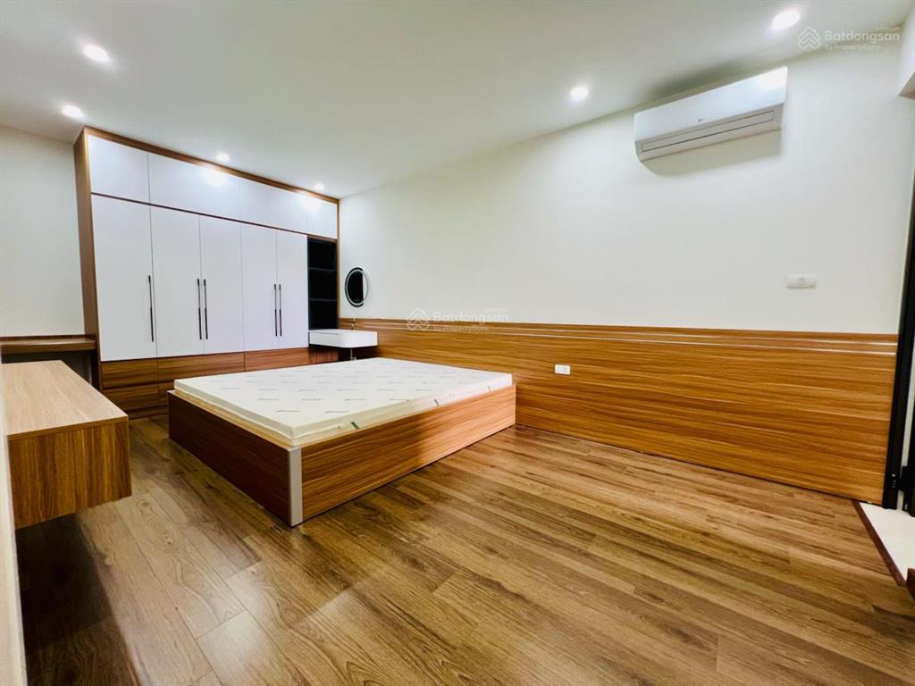 Bán căn cc vĩnh phúc  lô góc  dt 86/100m2  nhà đẹp tặng full đồ.