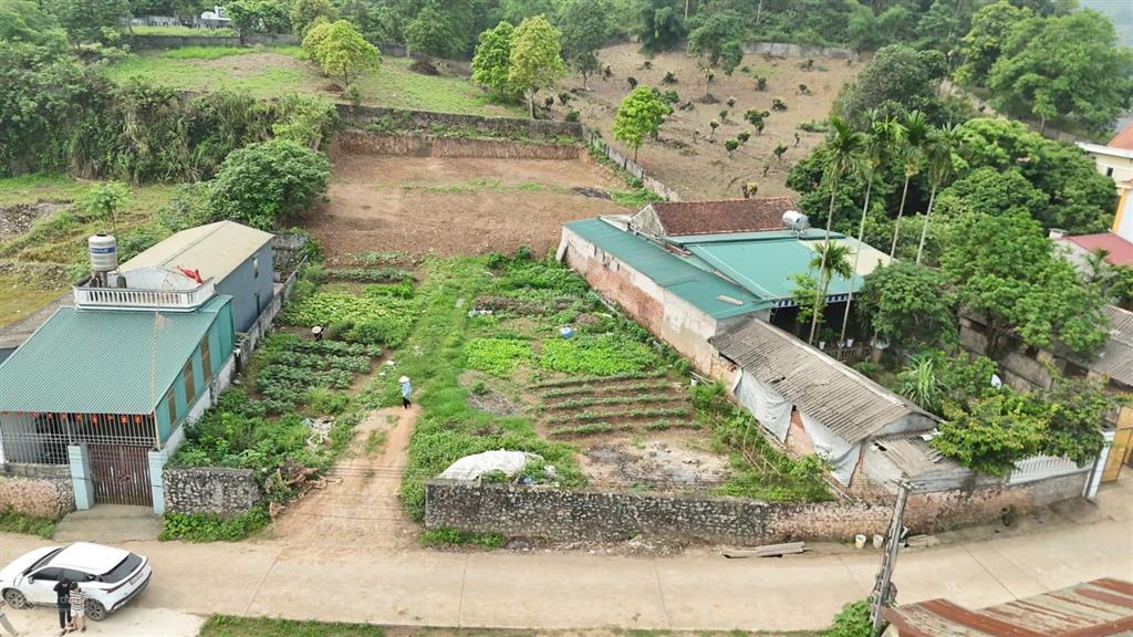1382m/200m ont tại đá bạc liên sơn phù hợp nhà xưởng phân lô hay nghỉ dưỡng