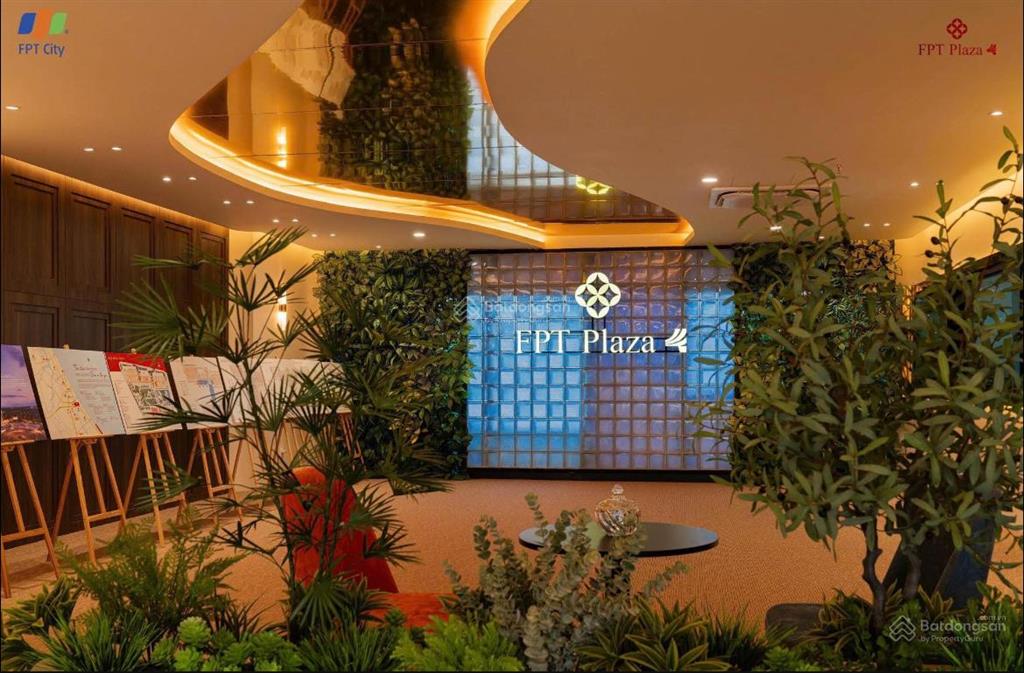 Cần bán nhanh căn 2pn fpt plaza4 tầng trung giá tốt