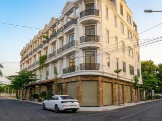 Bán nhà riêng tại quốc lộ 13, 8,9 tỷ, 60m2, 5 tầng view đẹp, pháp lý đầy đủ gần vạn phúc city