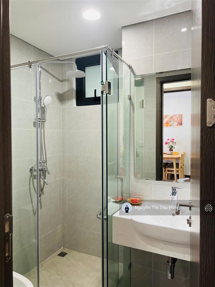 Cho thuê căn hộ view đẹp nhận khách nước ngoài.  0906 565 *** giá 12 tr