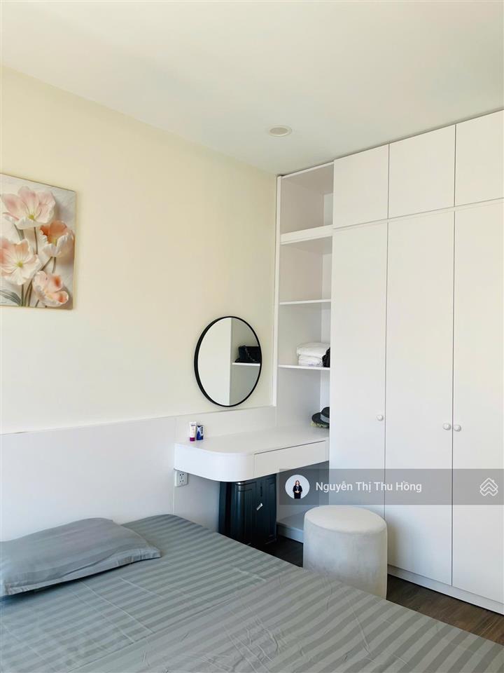 Cho thuê căn hộ view đẹp nhận khách nước ngoài.  0906 565 *** giá 12 tr