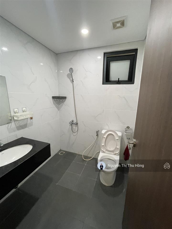 Cho thuê căn hộ xinh ở ngay fpt plaza 2 giá 12 triệu 0906 565 ***