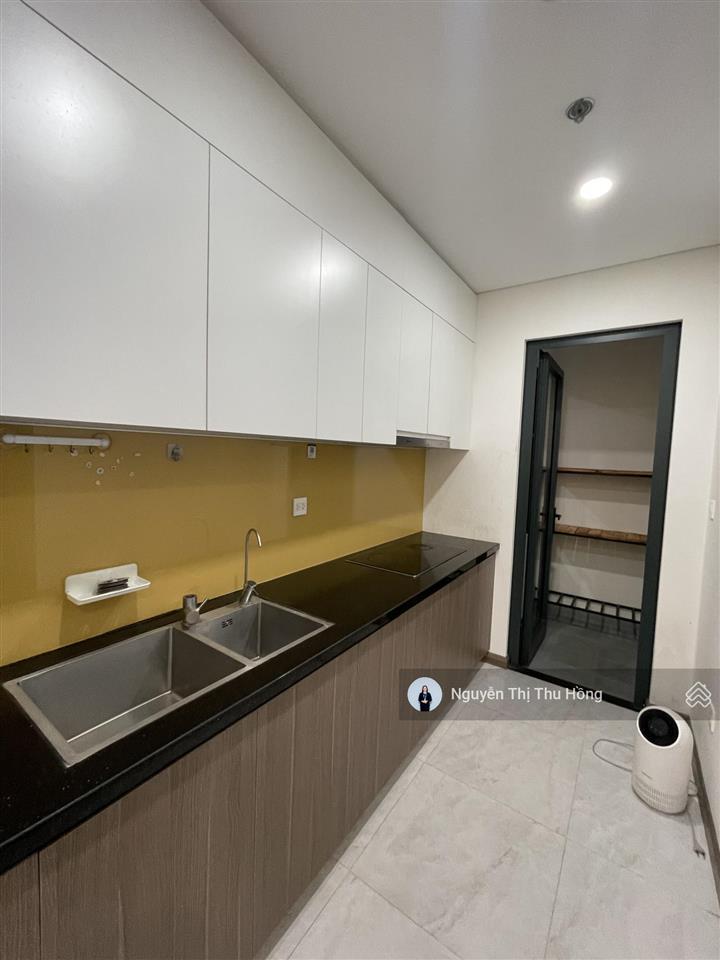 Cho thuê căn hộ xinh ở ngay fpt plaza 2 giá 12 triệu 0906 565 ***