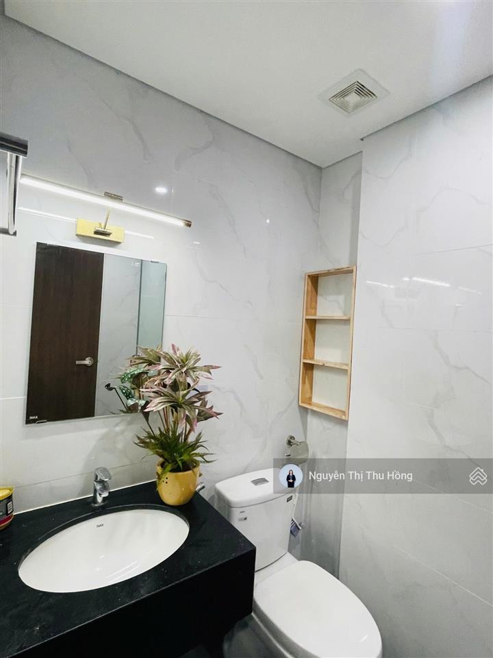 Cần bán gấp 1 căn hiếm có, full giá tốt 3,** tỷ, thiện chí thương lượng, sẵn khách thuê