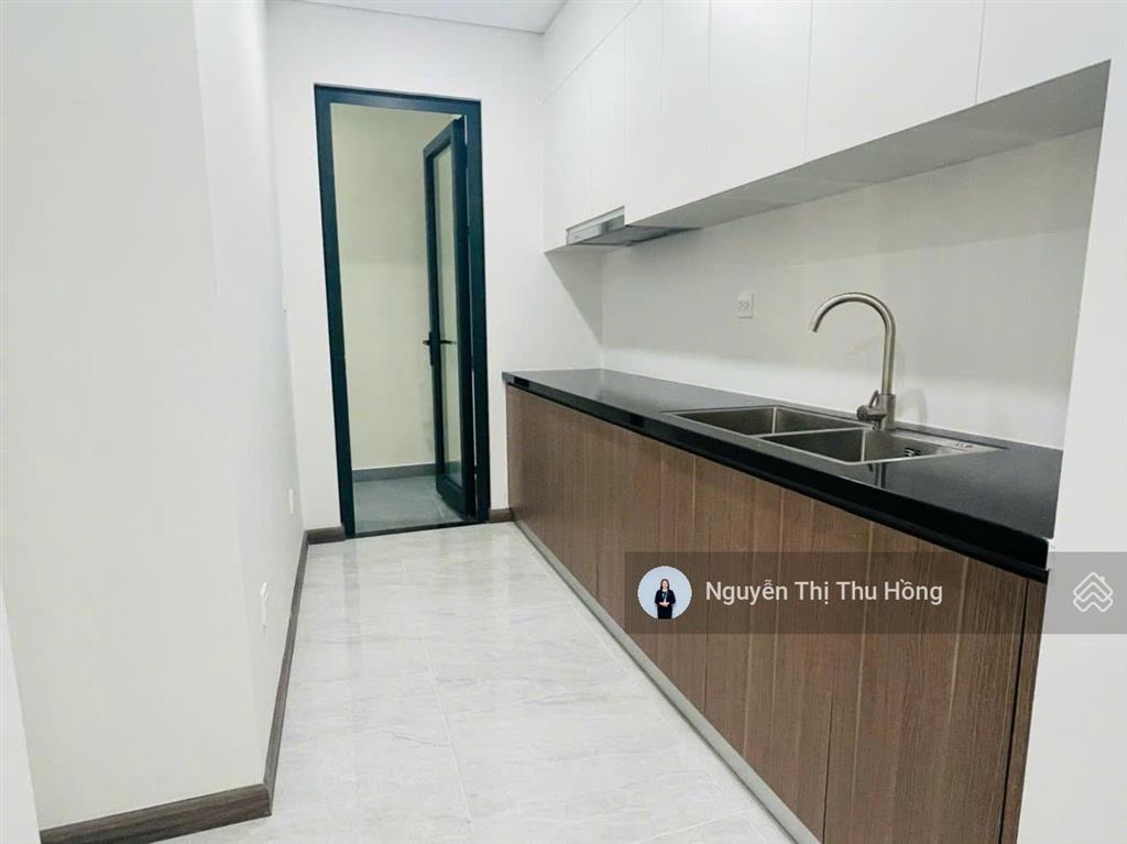 Cần chuyển nhượng căn 2pn nội thất cơ bản liền tường dễ decor, khách mua  0906 565 ***