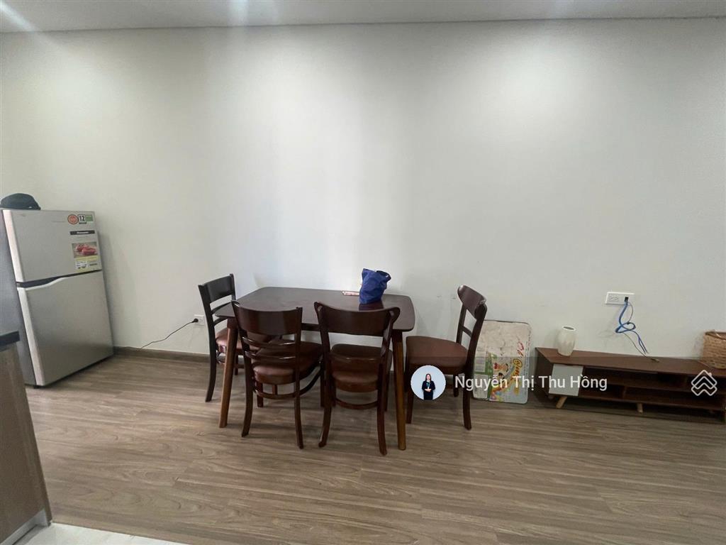 Trống căn 2pn 2wc fpt plaza 2 giá 10 triệu bao phí ql.  0906 565 ***