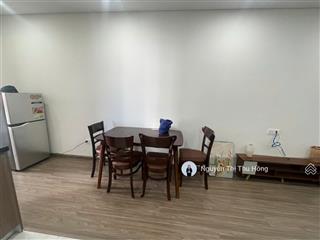Trống căn 2pn 2wc fpt plaza 2 giá 10 triệu bao phí ql.  0906 565 ***
