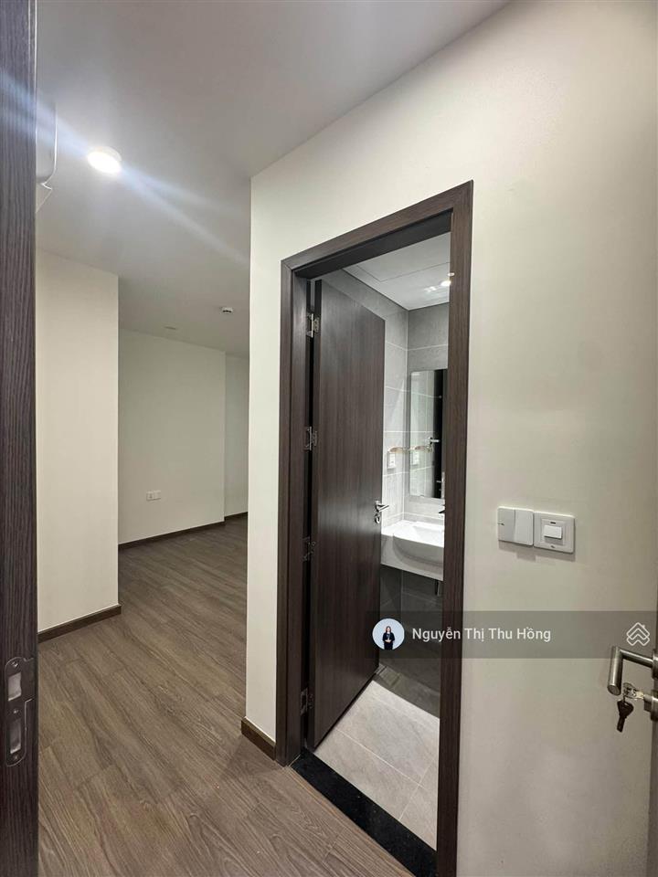 Nhà mới 100% cần nhượng căn fpt plaza 3 sẵn sổ giá tốt  0906 565 ***