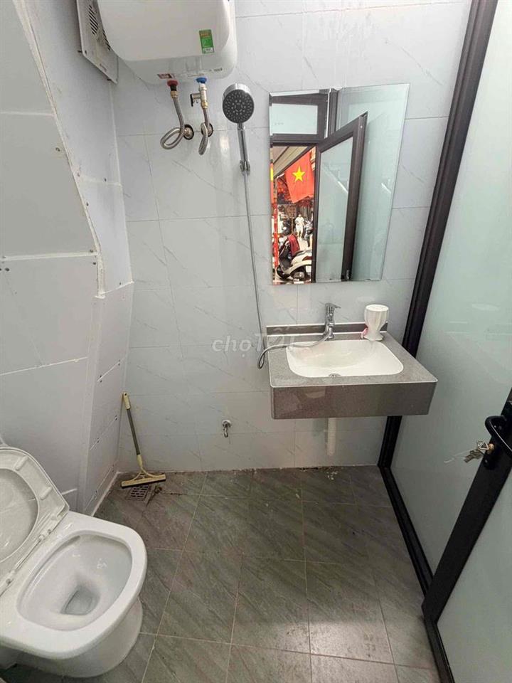 bán nhà mặt phố 2tầng đê trần khát trân