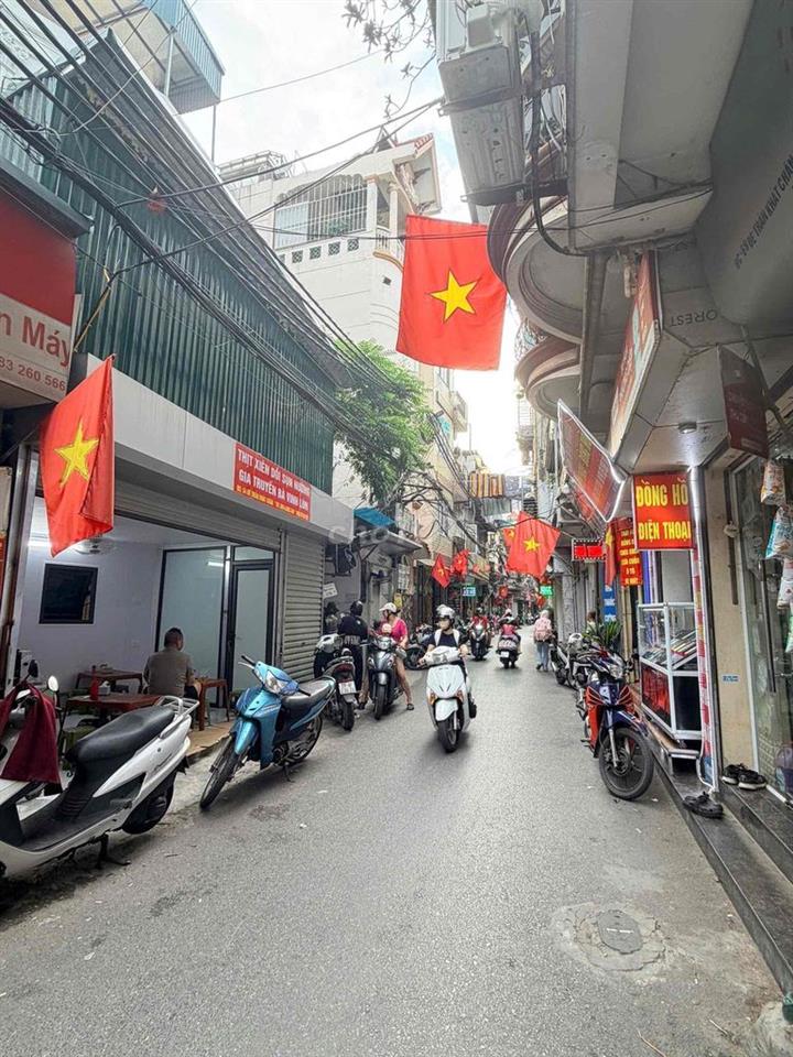 bán nhà mặt phố 2tầng đê trần khát trân