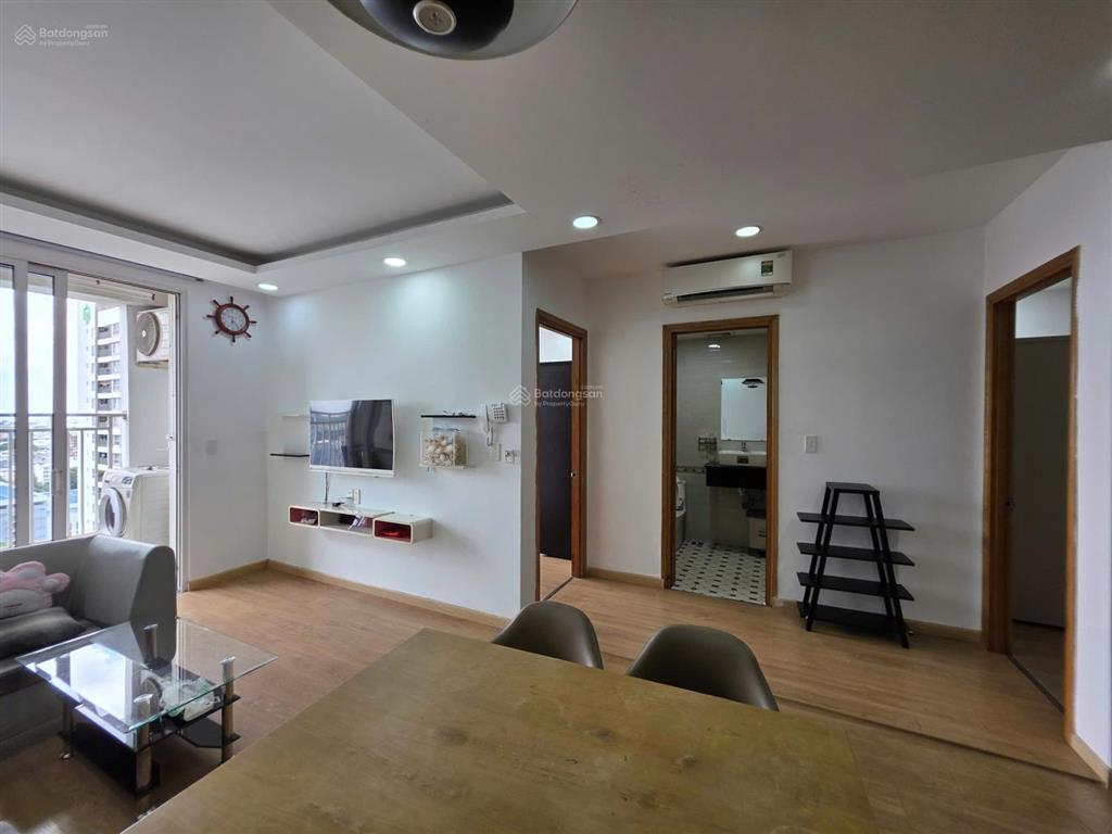 Cho thuê cc 2pn, 58m2 tại the botanica, 14 triệu vnd, view đẹp