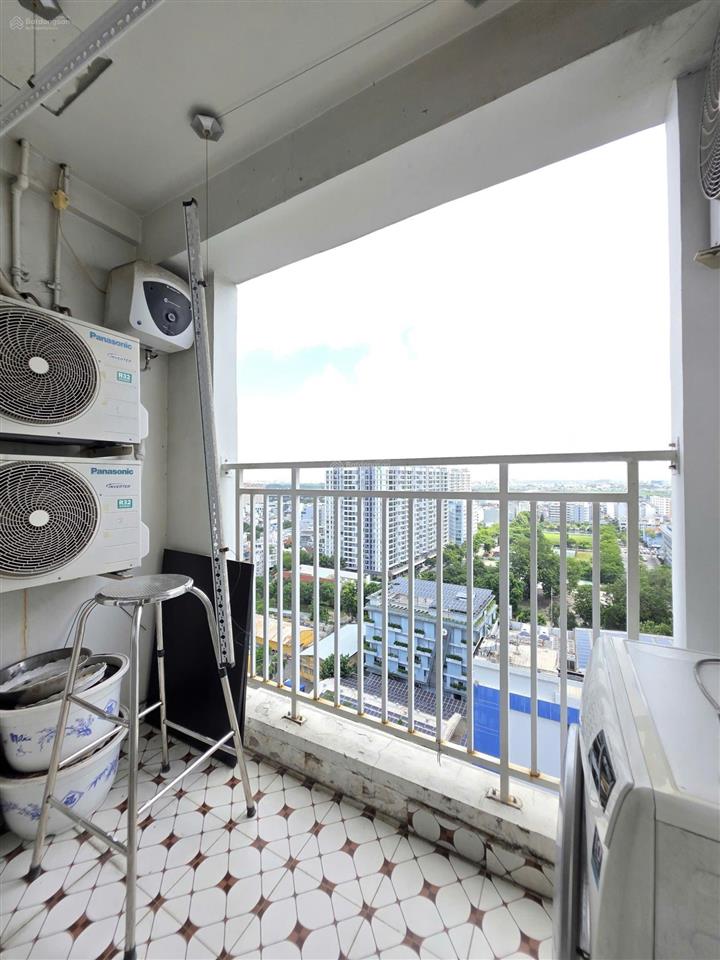 Cho thuê cc 2pn, 58m2 tại the botanica, 14 triệu vnd, view đẹp