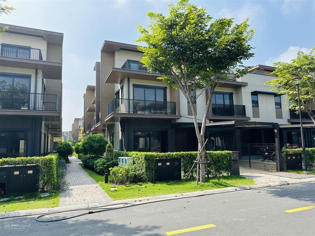 Căn góc bìa vườn giỏ hàng giá gốc chủ đầu tư khu đô thị izumi city. mẫu nhà th3, 8x20.5m(164m2).