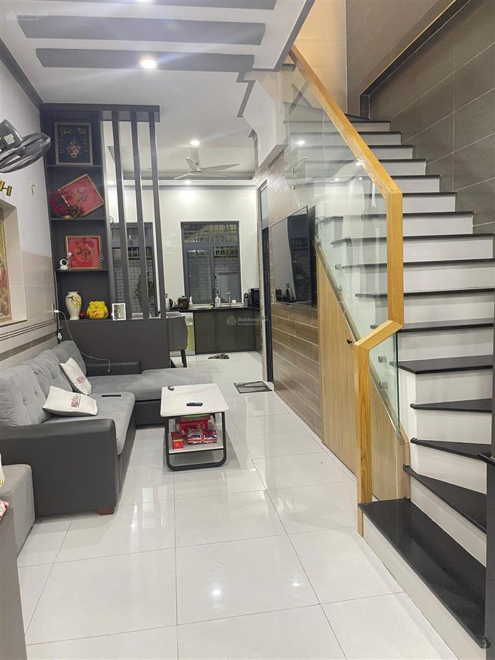 Bán căn nhà đẹp vị trí trung tâm bà rịa