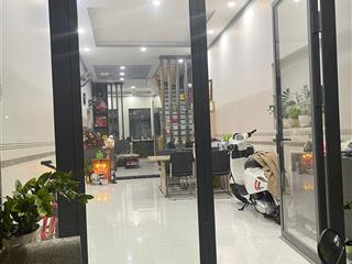Bán căn nhà đẹp vị trí trung tâm bà rịa