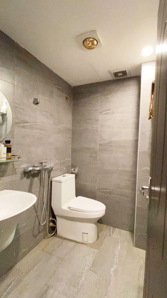 HIẾM-NHÀ HỒ TÂY ĐẸP DÂN XÂY 5 TẦNG, TRƯỚC NHÀ RỘNG VF3 ĐỖ CỬA, CHỈ 2' RA TỚI HỒ_12,5TỶ