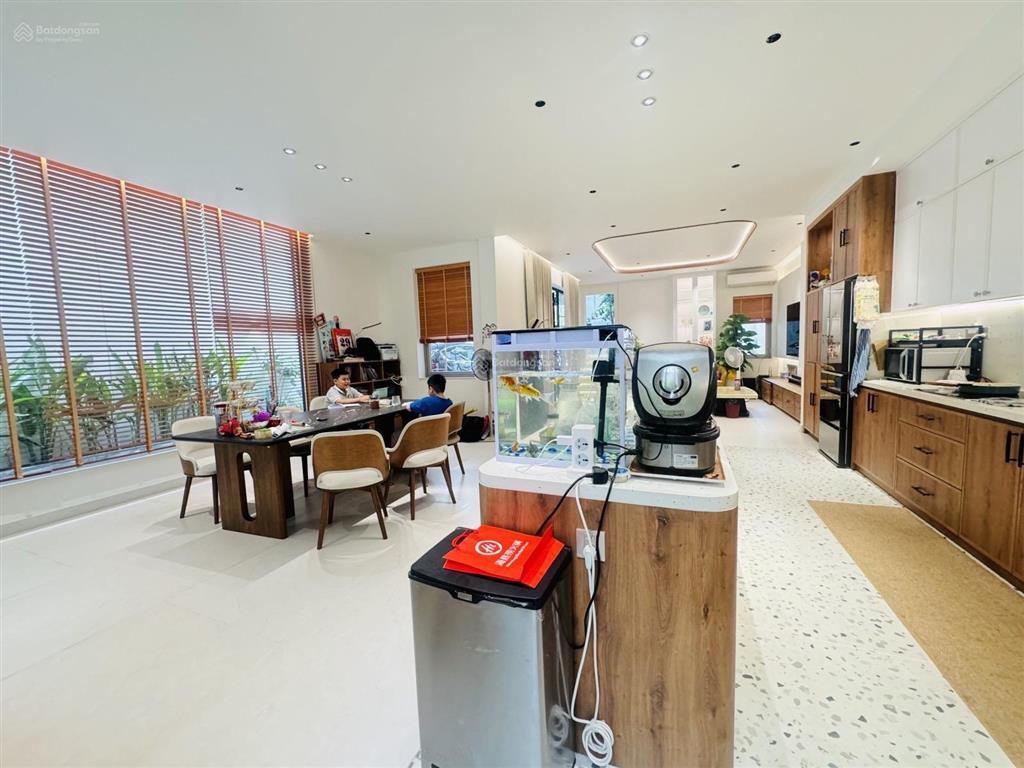 Giảm sâu bán biệt thự song lập 160m2, 17,2 tỷ tại huỳnh tấn phát, ngay cầu phú mỹ q7, tp.hcm
