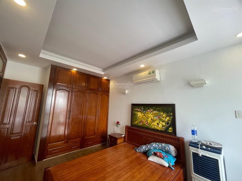 Bán gấp biệt thự nam long trần trọng cung quận 7, hcm, 28,4 tỷ, 200m2 sổ đẹp, khu cao cấp an ninh