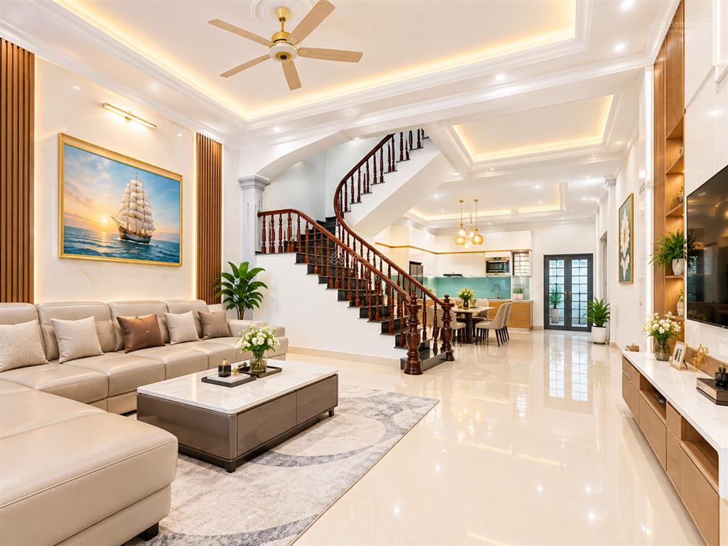 Chính chủ bán nhà riêng long biên, mặt ngõ thông oto 77.3m2, 3 tầng, mặt tiền 6m