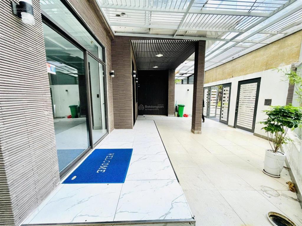 Cho thuê căn góc nội khu hà đô centrosa  4 tầng  văn phòng, studio, đào tạo,...