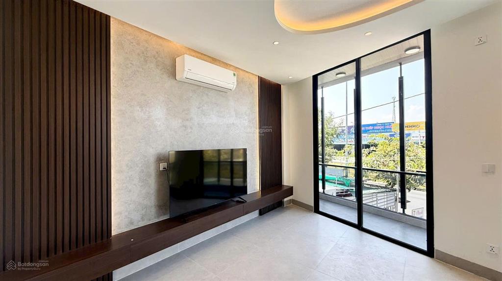 Bán nhà 4 tầng mặt đường võ nguyên giáp. gần ngay bến xe liên tỉnh nha trang