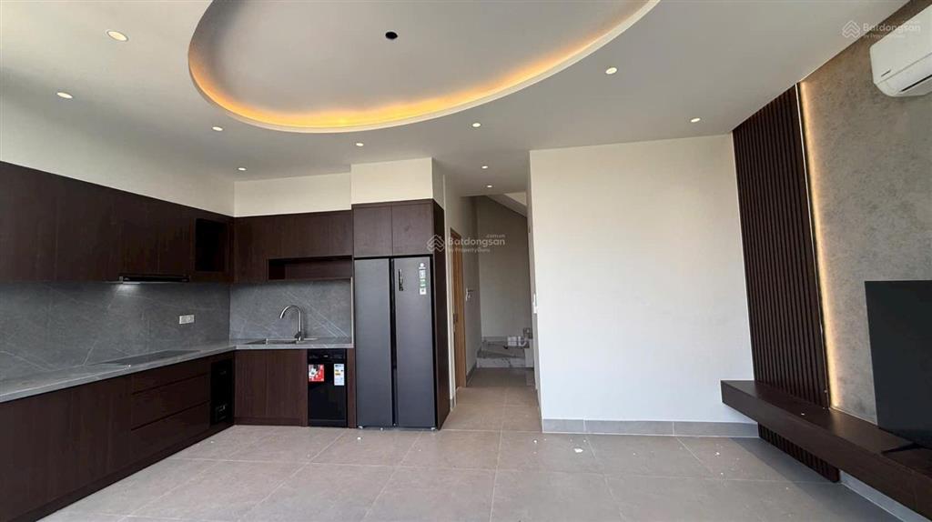 Bán nhà 4 tầng mặt đường võ nguyên giáp. gần ngay bến xe liên tỉnh nha trang