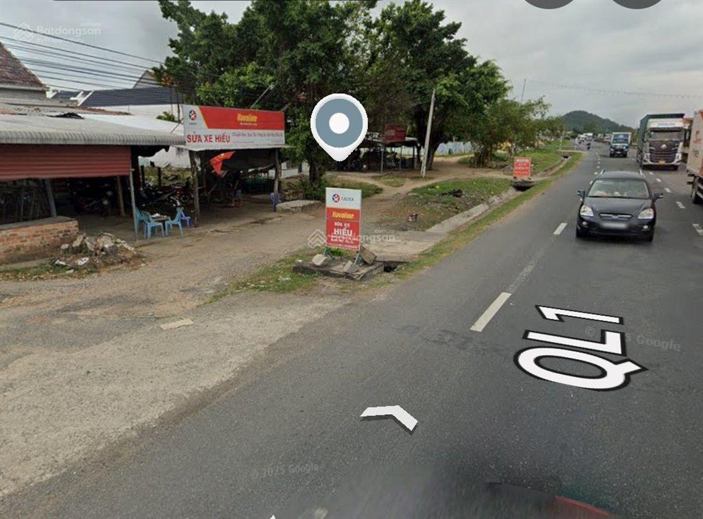 Đất mặt tiền ql1a.vạn hưng vạn ninh
dt 207.4m2 ngang 5m . khu kinh doanh sầm uất. giá tốt