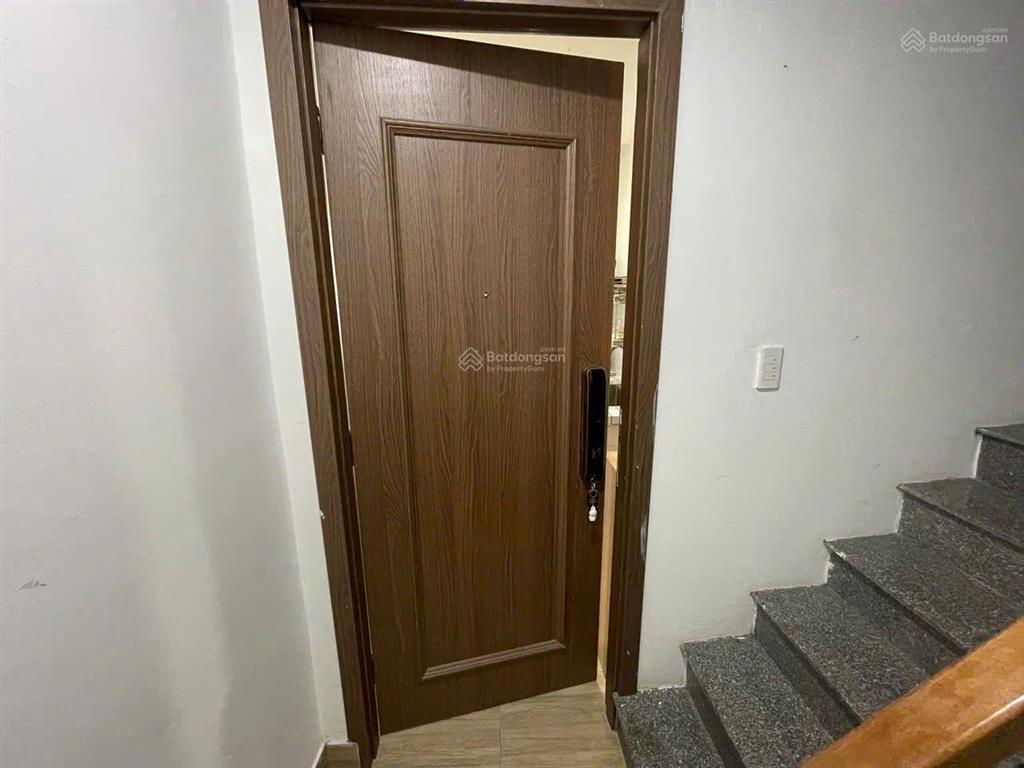 Bán nhà ngay tô hiệu gần biển nha trang. nhà sẵn 4 căn hộ mini đang cho thuê dòng tiền mỗi tháng.