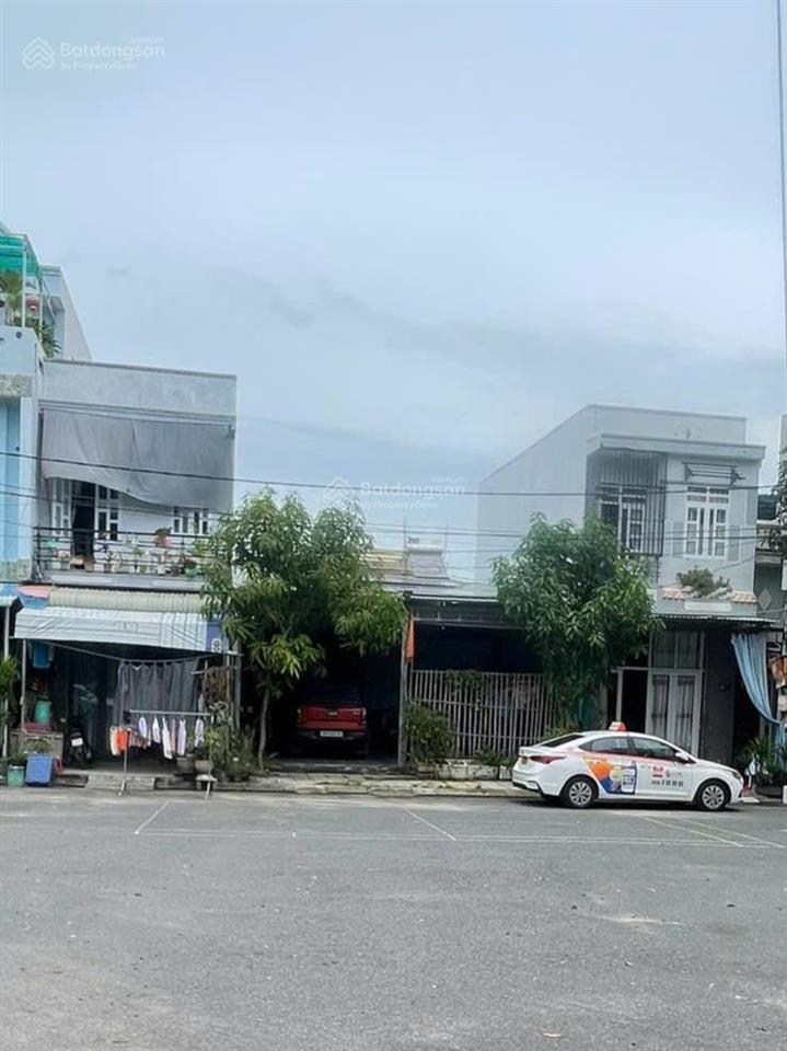 Bán 120m2 đất tđc hòn rớ 1  view công viên mát mẻ, ngang 8m  hướng đông nam.đường nhựa rộng 13m