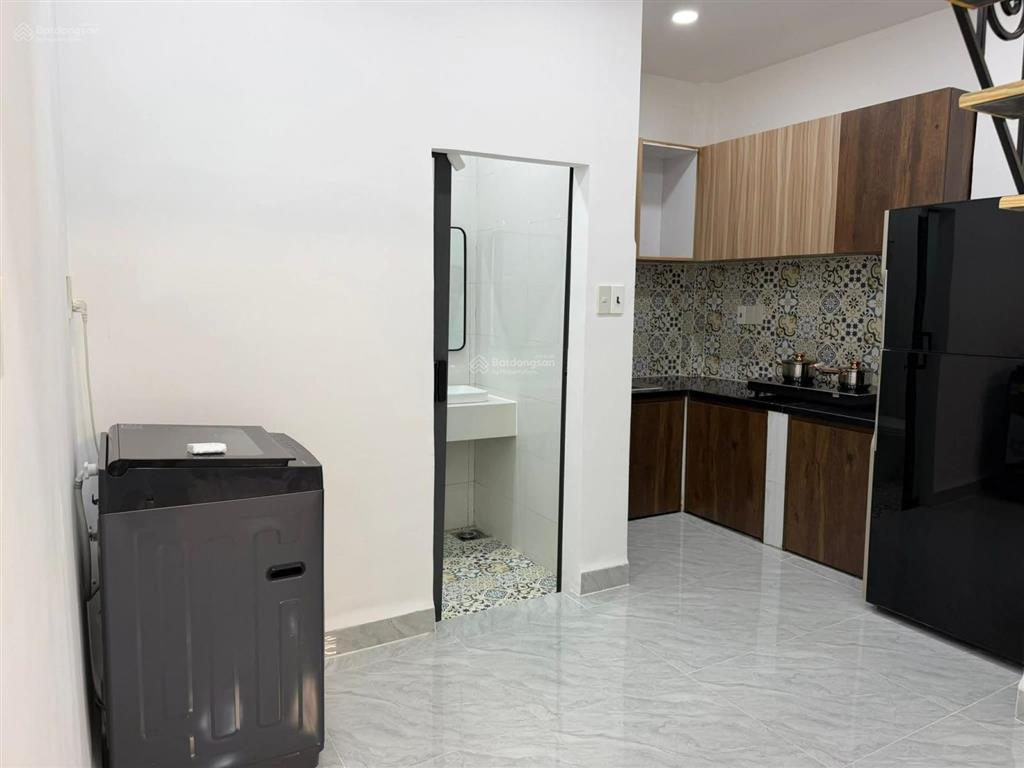Bán nhà đẹp trung tâm phố nha trang..hẻm hải đức gần 23/10. đường hiện trạng 3m đầy đủ tiện ích