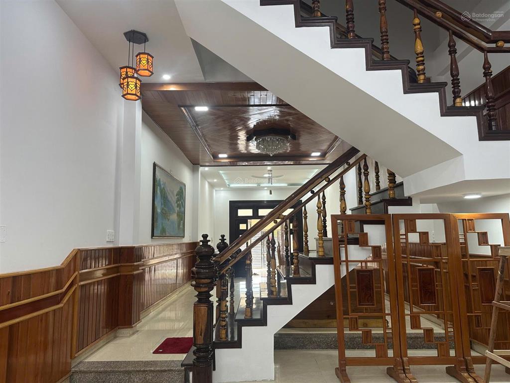 Nhà phố đẹp mặt tiền lê hồng phong, nha trang. kinh doanh sầm uất