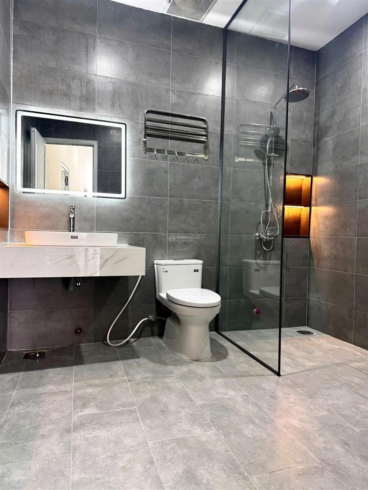 Bán gấp villa căn góc 2 mặt tiền vĩnh trung vị trí cách 23/10 chỉ 50m. đối diện trường mầm non.