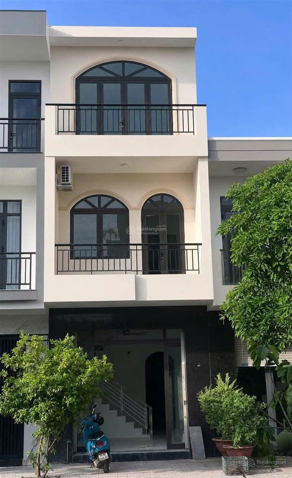 Bán nhà mặt tiền khu đô thị hà quang 2 có sổ