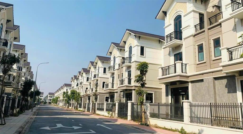 Cần bán một cặp bt song lập tại từ sơn, bắc ninh