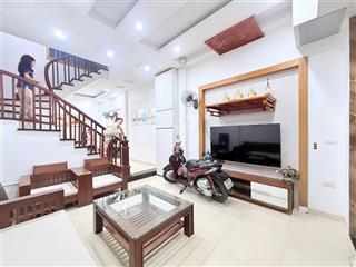 Bán nhà ngõ 166 trần duy hưng  diện tích 42m2 6 tầng dân xây  cách phố 30m  giá 13,9 tỷ có đàm