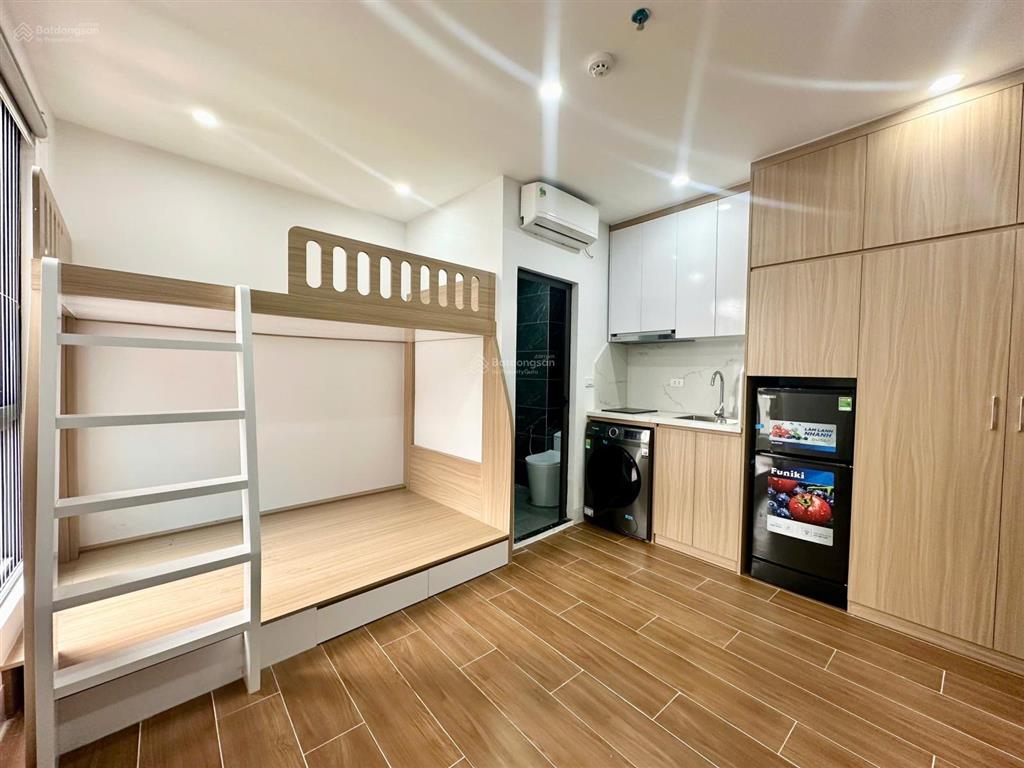 Cho thuê phòng ccmn 38 khúc thừa dụ  giường tầng đủ đồ máy giặt riêng  cửa sổ thoáng  giá 5tr6