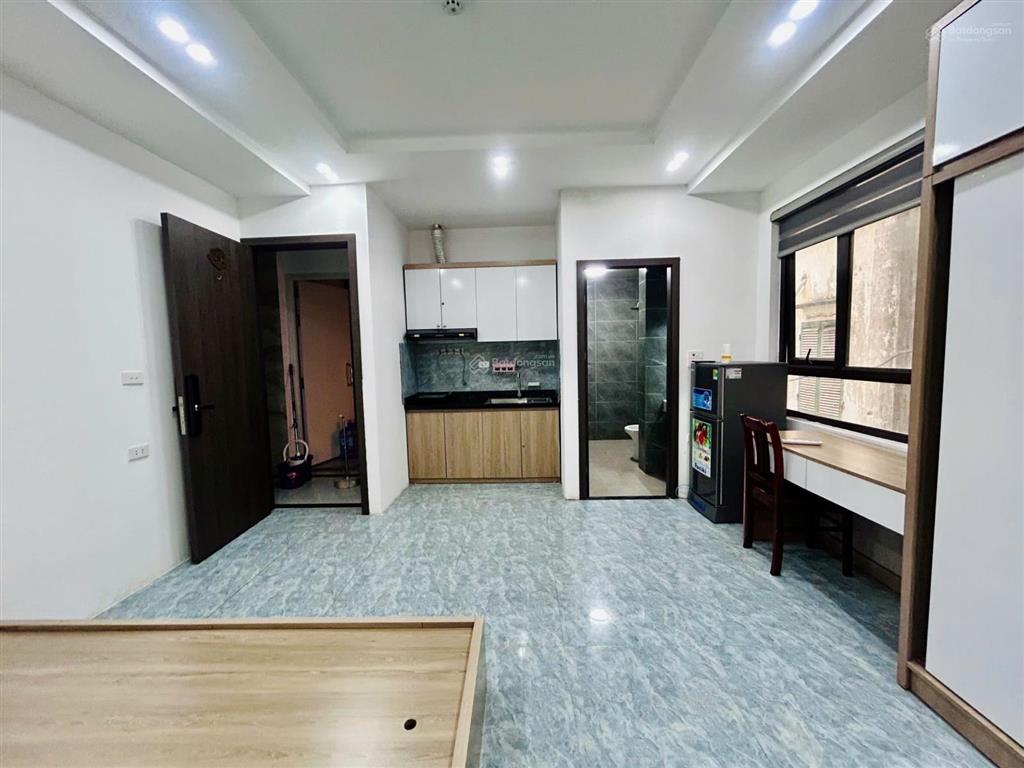 Cho thuê căn hộ tòa ccmn ngõ 158 ngọc hà  dt 30m2, lô góc 2 cửa sổ thoáng  đầy đủ đồ  giá 5tr6