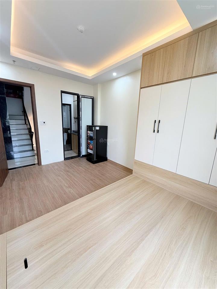 Khai trương tòa ccmn mới ngõ linh quang  1 ngủ tách bếp riêng  phòng rộng view hồ  giá chỉ 4tr6