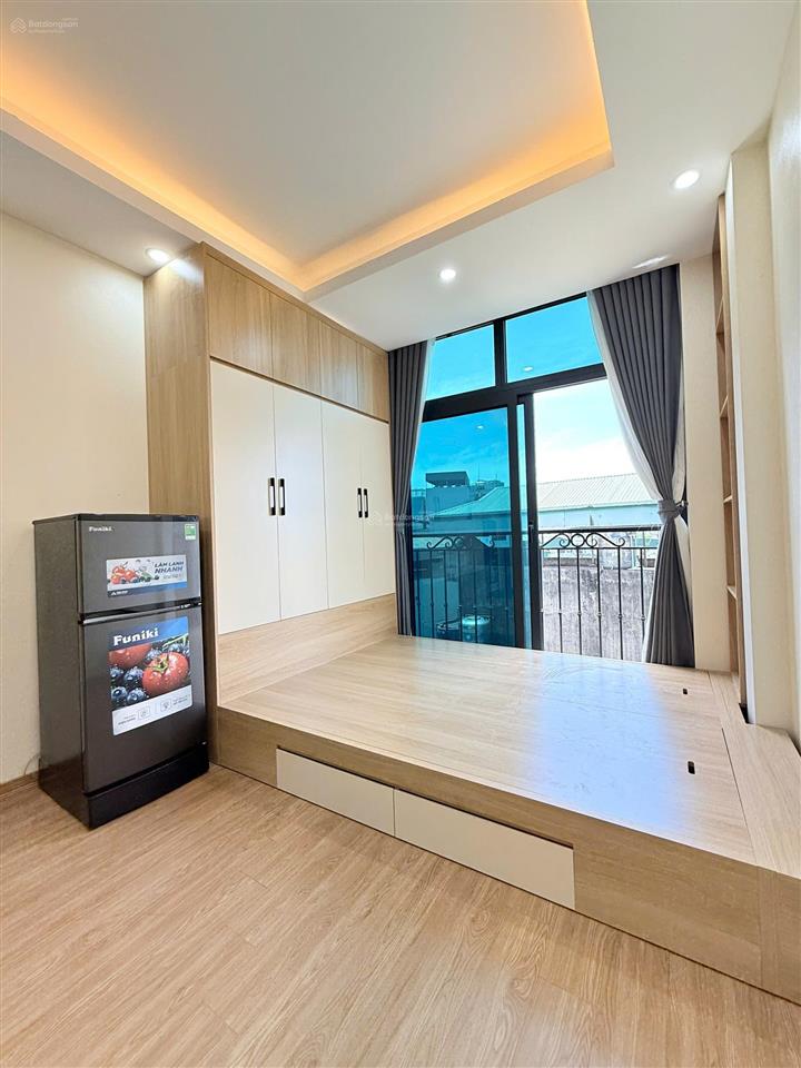 Khai trương tòa ccmn mới ngõ linh quang  1 ngủ tách bếp riêng  phòng rộng view hồ  giá chỉ 4tr6