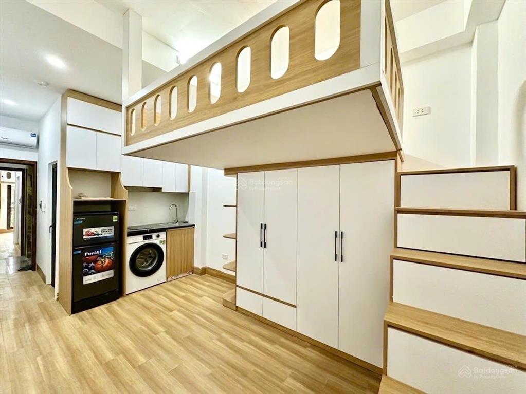 Khai trương tòa mới ccmn 213 giáp nhất  view công viên  gác xép full đồ ở ngay  giá chỉ 4tr8