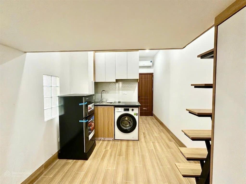 Khai trương tòa mới ccmn 213 giáp nhất  view công viên  gác xép full đồ ở ngay  giá chỉ 4tr8
