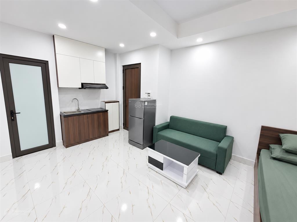 Cho thuê căn hộ ngõ 575 kim mã  đầy đủ đồ  cửa sổ thoáng  trung tâm tiện ích tốt  giá 5tr5