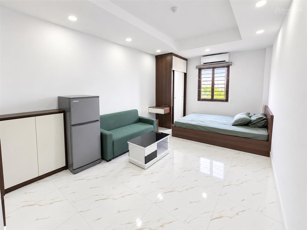 Cho thuê căn hộ ngõ 575 kim mã  đầy đủ đồ  cửa sổ thoáng  trung tâm tiện ích tốt  giá 5tr5