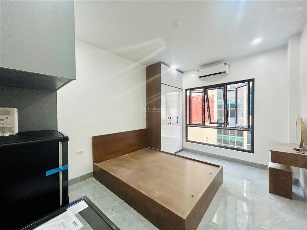 Cho thuê căn hộ ccmn ngõ 115 núi trúc  nhà mới  đầy đủ đồ máy giặt riêng  cửa sổ thoáng  ở ngay